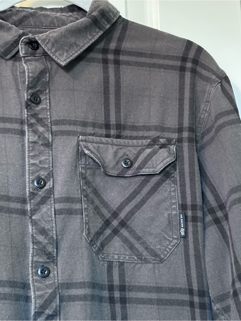 Fox | Long Sleeve Button-Up | Flannel | Size XL - Picture 3 of 13